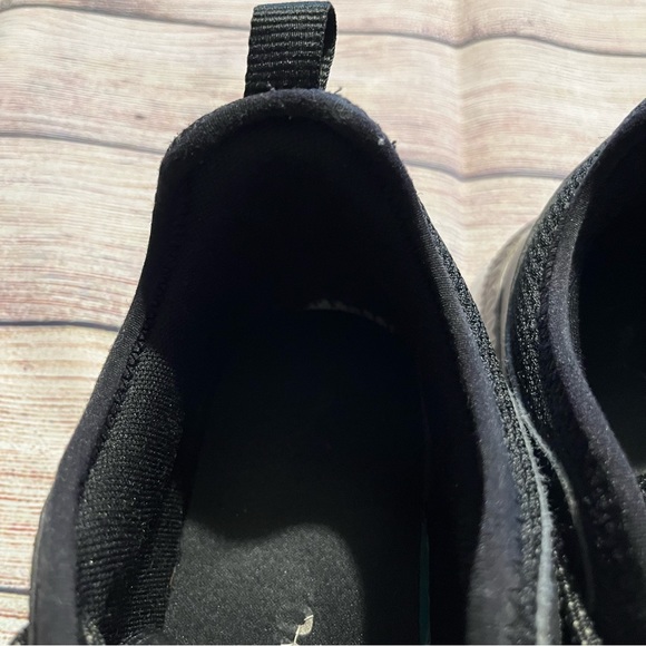 Black & White Athletic Puma Sneakers, Size 12 - Picture 10 of 11